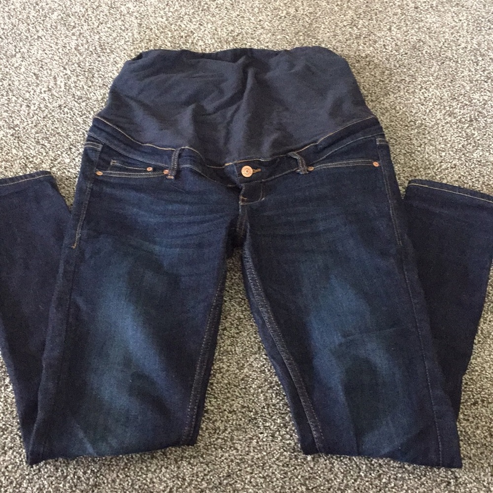 Maternity jeans, fits like sz 6